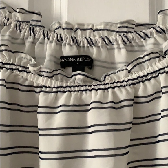 NWOT Banana Republic Top - Picture 5 of 6